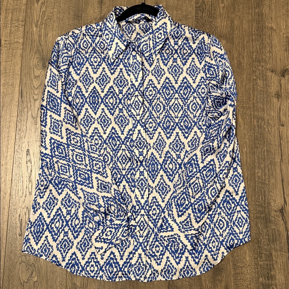 Zara Blue and White Geometric Shirt